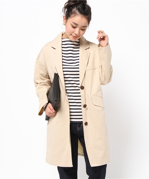 ikka（イッカ）の「裏配色チェスターコート（チェスターコート・レディース・オフホワイト/ネイビー/ベージュ・MEDIUM/LARGE）」の2枚目の写真