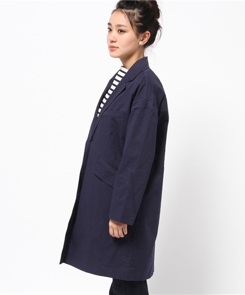 ikka（イッカ）の「裏配色チェスターコート（チェスターコート・レディース・オフホワイト/ネイビー/ベージュ・MEDIUM/LARGE）」の5枚目の写真