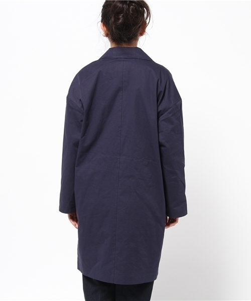 ikka（イッカ）の「裏配色チェスターコート（チェスターコート・レディース・オフホワイト/ネイビー/ベージュ・MEDIUM/LARGE）」の6枚目の写真