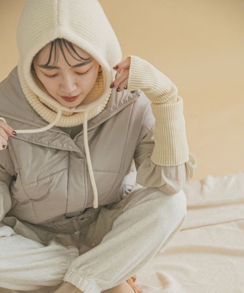 ITEMS URBANRESEARCH(アイテムズ アーバンリサーチ)の「リブニットバラクラバ(ニットキャップ/ビーニー・レディース・アイボリー/ブラック/レッド・-)」の2枚目の写真