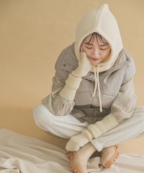 ITEMS URBANRESEARCH(アイテムズ アーバンリサーチ)の「リブニットバラクラバ(ニットキャップ/ビーニー・レディース・アイボリー/ブラック/レッド・-)」の4枚目の写真
