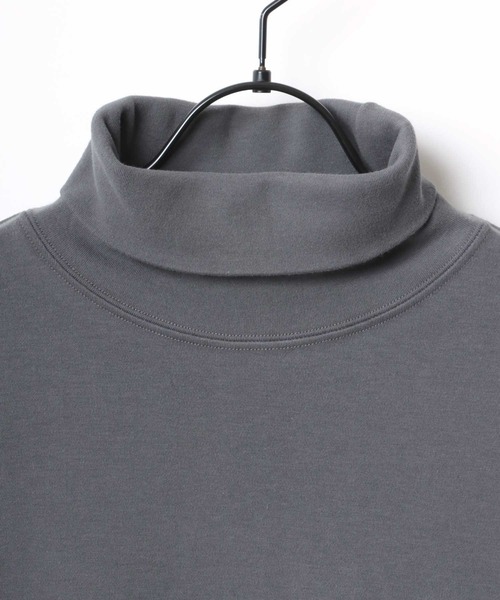 Champion(チャンピオン)の「Champion/チャンピオン スムース ワンポイント刺繍 タートルネック ロングスリーブTシャツ(Tシャツ/カットソー・メンズ・ブラック/オフホワイト/オリーブ/チャコール・M/L/XL)」の10枚目の写真