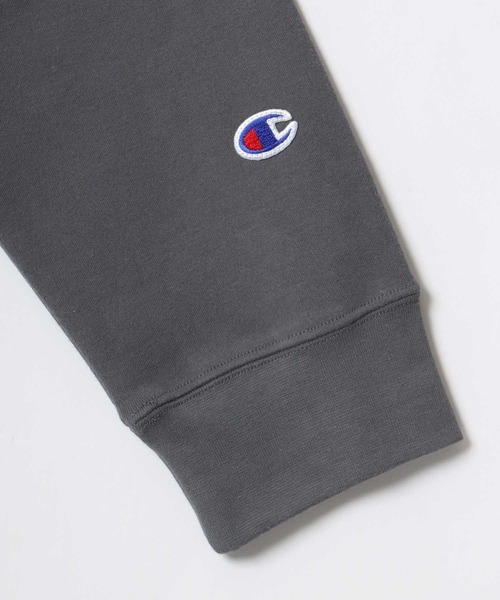 Champion(チャンピオン)の「Champion/チャンピオン スムース ワンポイント刺繍 タートルネック ロングスリーブTシャツ(Tシャツ/カットソー・メンズ・ブラック/オフホワイト/オリーブ/チャコール・M/L/XL)」の12枚目の写真