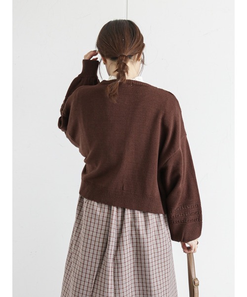 ehka sopo(エヘカソポ)の「透かし編みクルーネックカーディガン(カーディガン/ボレロ・レディース・ブラウン/グリーン/キナリ・フリ-)」の9枚目の写真
