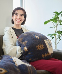 オリジナルエスニック柄ハンドインクッション