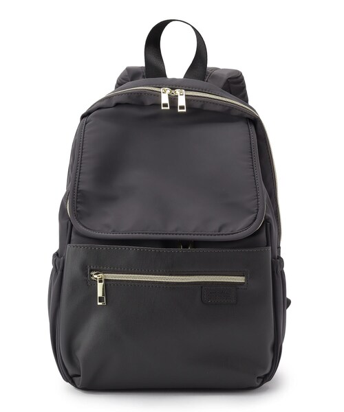 ITS'DEMO（イッツデモ）の「【A4OK/多ポケ/緩衝材ポケット/きれいめテイスト】PC収納リュック（バックパック/リュック・レディース・ダークグレー/カーキ/アイボリー・00）」の5枚目の写真