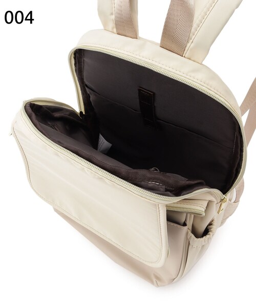 ITS'DEMO（イッツデモ）の「【A4OK/多ポケ/緩衝材ポケット/きれいめテイスト】PC収納リュック（バックパック/リュック・レディース・ダークグレー/カーキ/アイボリー・00）」の9枚目の写真