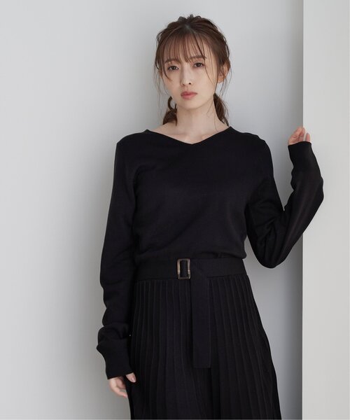 IKKA LOUNGE(イッカラウンジ)の「フィット&フレアニットプリーツワンピース(ワンピース・レディース・ブラック/ブラウン・S/M/L)」の22枚目の写真