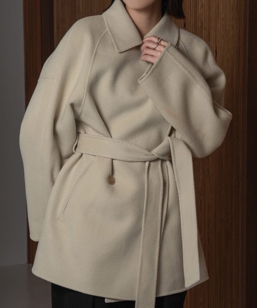 I_am（アイアム）の「handmade waist mark midi coat（ステンカラーコート・レディース・アイボリー/ブラック/ブラウン・FREE）」の22枚目の写真