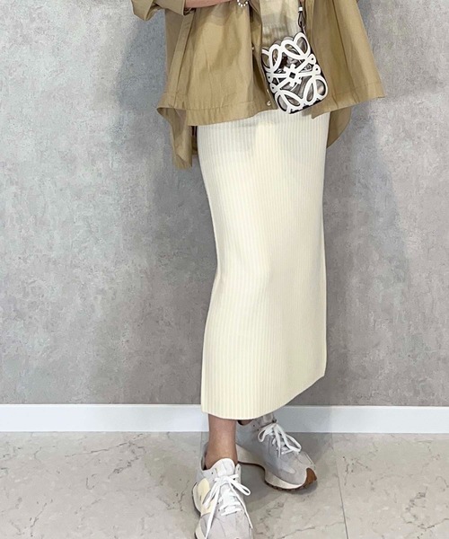 toucher du brise(トゥシェドブリーズ)の「【インフルエンサーyu_koさん】ロングニットナロースカート(スカート・レディース・クリーム/ブラック/ベージュ・S/M/L)」の10枚目の写真
