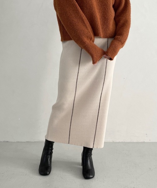 LOWRYS FARM（ローリーズファーム）の「ハイショクニットタイトスカート　183681（スカート・レディース・ブラック/アイボリー/オレンジ・FREE）」の2枚目の写真