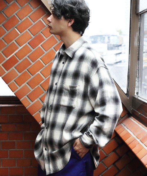 ８(eight)（エイト）の「オーバーサイズネルシャツ（シャツ/ブラウス・メンズ・ホワイト/グレー/ブラック・LARGE/MEDIUM）」の5枚目の写真