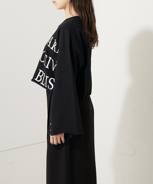 Chico(チコ)の「【2023SS】クロップドビックロゴトップス(Tシャツ/カットソー・レディース・アイボリー/ブラック/ホワイト系その他2・FREE)」の20枚目の写真
