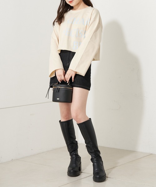 Chico(チコ)の「【2023SS】クロップドビックロゴトップス(Tシャツ/カットソー・レディース・アイボリー/ブラック/ホワイト系その他2・FREE)」の16枚目の写真