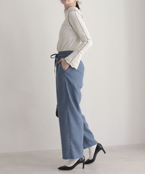 fredy emue（フレディエミュ）の「カットJQメローハイネックカットソー（Tシャツ/カットソー・レディース・ブラック/オフホワイト/サックスブルー・38）」の18枚目の写真