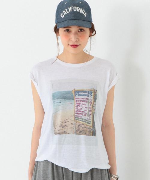 Another Edition（アナザーエディション）の「プリントノースリーブTシャツ/AEBC　R/LﾌﾟﾘﾝﾄNSL　T◆（Tシャツ/カットソー・レディース・ホワイト/ライトブルー・ﾌﾘ-）」の2枚目の写真