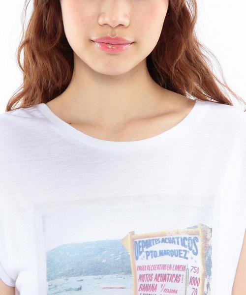 Another Edition（アナザーエディション）の「プリントノースリーブTシャツ/AEBC　R/LﾌﾟﾘﾝﾄNSL　T◆（Tシャツ/カットソー・レディース・ホワイト/ライトブルー・ﾌﾘ-）」の7枚目の写真