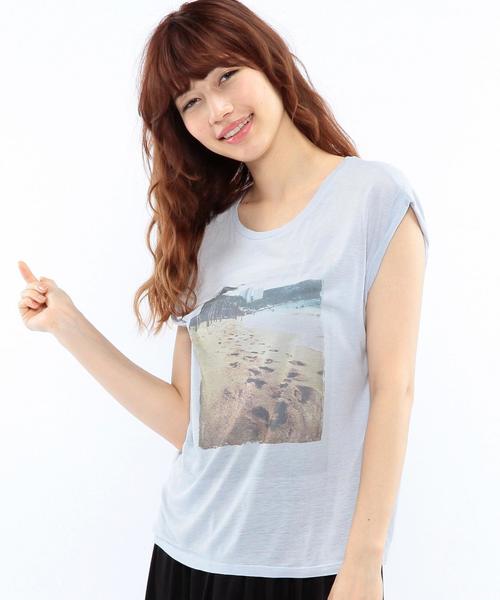 Another Edition（アナザーエディション）の「プリントノースリーブTシャツ/AEBC　R/LﾌﾟﾘﾝﾄNSL　T◆（Tシャツ/カットソー・レディース・ホワイト/ライトブルー・ﾌﾘ-）」の14枚目の写真