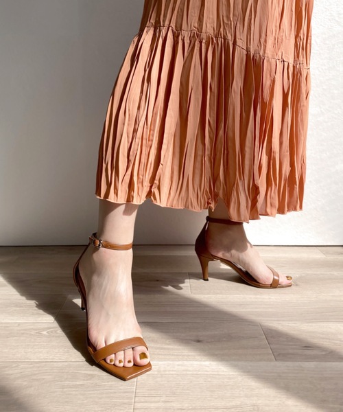 シンプルストラップサンダル(7.0cmヒール)