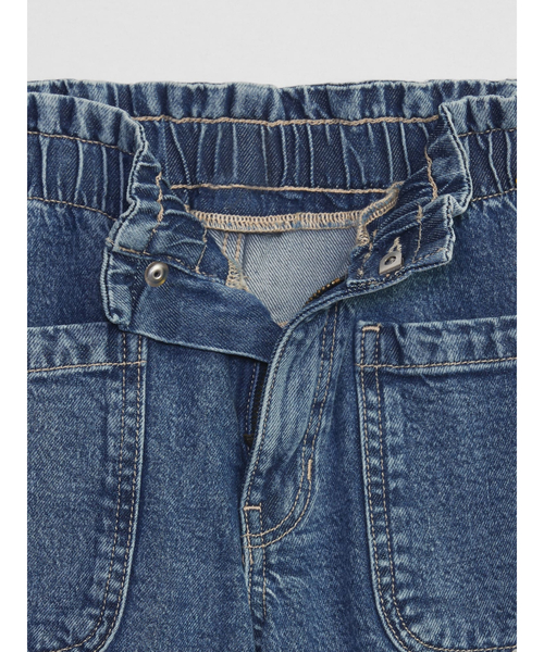 GAP(ギャップ)の「ウォッシュウェル ハイライズ ペーパーバッグ マムジーン ショートパンツ (キッズ)(デニムパンツ・キッズ・ライトインディゴブルー・6/8/10/12/14/16)」の3枚目の写真