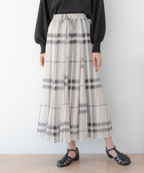 GLOBAL WORK(グローバルワーク)の「エアリーリラックスフレアスカート/171747(スカート・レディース・その他2/その他3/チェック/ダークグレー/ブルー/グレー系その他/カーキ/イエロー系その他3/ブルー系その他7/その他・FREE/SHORT)」の22枚目の写真
