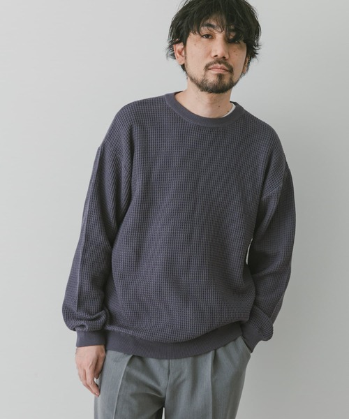 URBAN RESEARCH DOORS(アーバンリサーチドアーズ)の「ドライタッチワッフルニット(ニット/セーター・メンズ・チャコールグレー/オフホワイト/グリーン・MEDIUM/LARGE)」の3枚目の写真