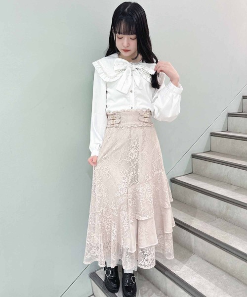 ROJITA(ロジータ)の「総レースアシメティアードロングスカート(スカート・レディース・ピンクベージュ/ブラック/パープル/ピンク・FREE)」の4枚目の写真