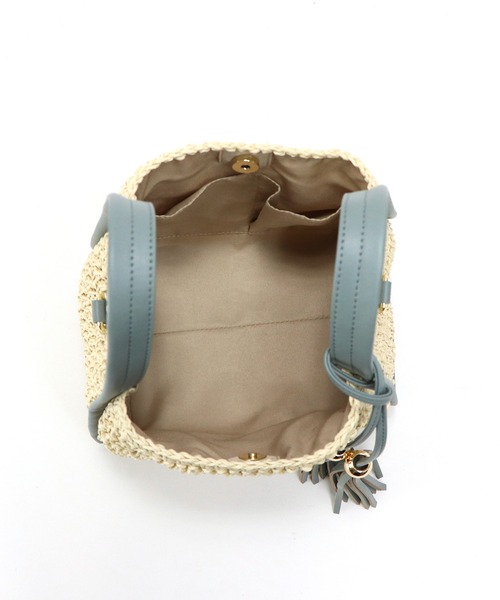 Bermosa（ベルモサ）の「タッセル付き かごバッグ（かごバッグ・レディース・ブラック/ピンクベージュ/ブラウン系その他/ブルー/マスタード・FREE）」の22枚目の写真