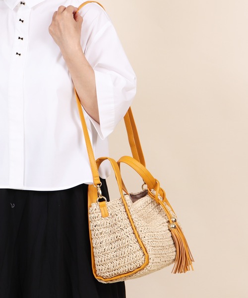 Bermosa（ベルモサ）の「タッセル付き かごバッグ（かごバッグ・レディース・ブラック/ピンクベージュ/ブラウン系その他/ブルー/マスタード・FREE）」の12枚目の写真