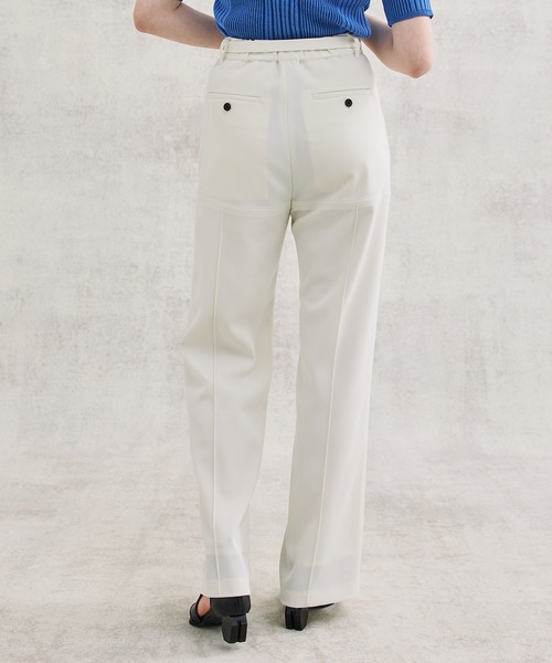 美品 UNITED TOKYO シャンブレー タフタボリュームパンツ アイボリー 美品 UNITED TOKYO シャンブレー タフタボリュームパンツ アイボリー