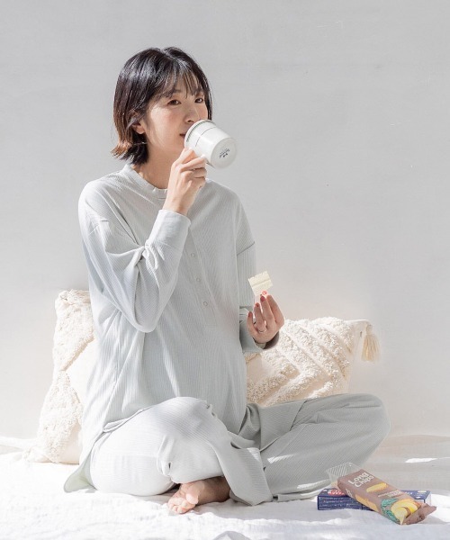 フェリシモMama(フェリシモママ)の「Moredde マタニティから産後も使える ママによりそうリブカットソーのルームウェアセット(マタニティウェア/グッズ・レディース・アイボリー/ミント・LARGE/X-LARGE/MEDIUM)」の13枚目の写真