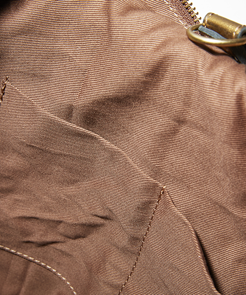 POMTATA（ポンタタ）の「POMTATA　『PY』 リュックサック/メッセーンジャーバッグ（バックパック/リュック・レディース・ブラウン/ブラック・FREE）」の9枚目の写真