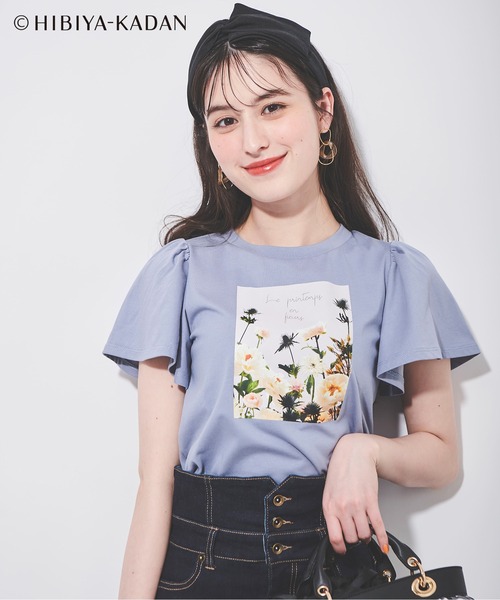 31 Sons de mode(トランテアン ソン ドゥ モード)の「フリルスリーブフラワープリントTシャツ(Tシャツ/カットソー・レディース・ブラック/オフホワイト/サックスブルー・36)」の15枚目の写真