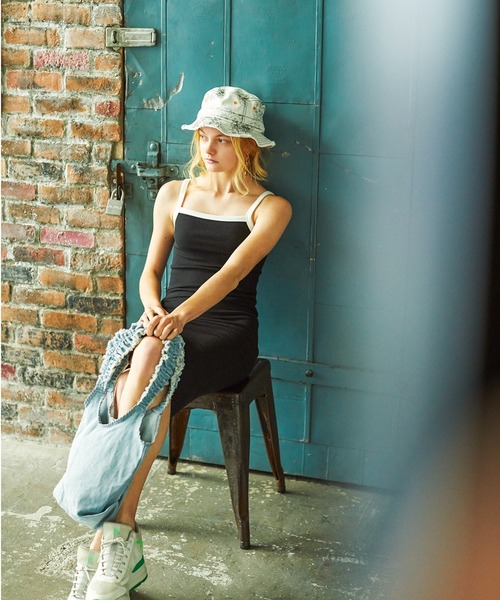 HELOYSE（エロイーズ）の「SHOULDER ON LOVE FADE DENIM MINI（トートバッグ・レディース・ブルー・ONE SIZE）」の6枚目の写真