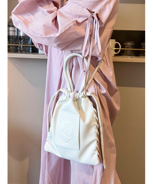 jumelle（ジュメロ）の「【累計販売1500個突破】JM emblem draw bag（ショルダーバッグ・レディース・ブラック/アイボリー・FREE）」の6枚目の写真