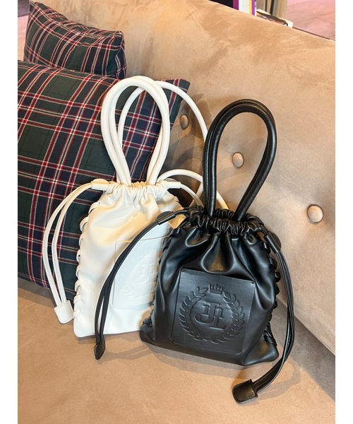 JUMELLE（ジュメロ）の「【累計販売1500個突破】JM emblem draw bag（ショルダーバッグ・レディース・ブラック/アイボリー・FREE）」の8枚目の写真