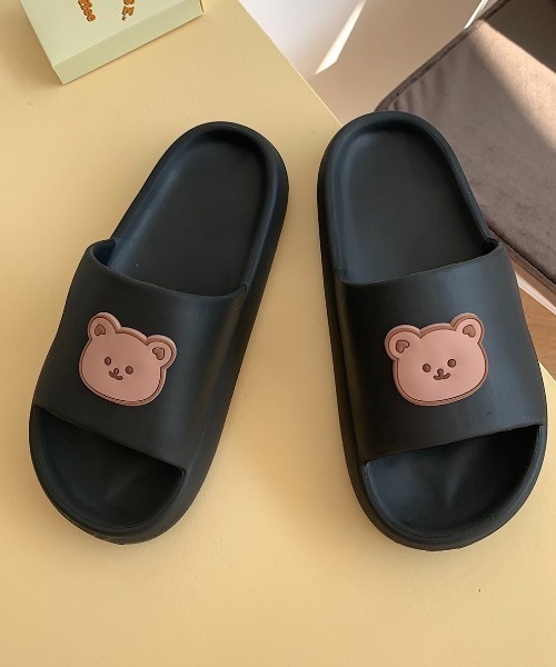 LAC-VERT（ラック・ヴェール）の「ベアシャワーサンダル/スリッパ（サンダル・レディース・ブラック/アイボリー・L/M）」の2枚目の写真