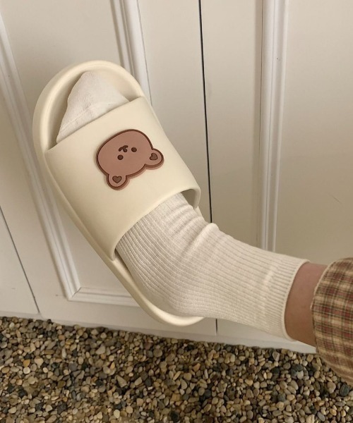 LAC-VERT（ラック・ヴェール）の「ベアシャワーサンダル/スリッパ（サンダル・レディース・ブラック/アイボリー・L/M）」の3枚目の写真