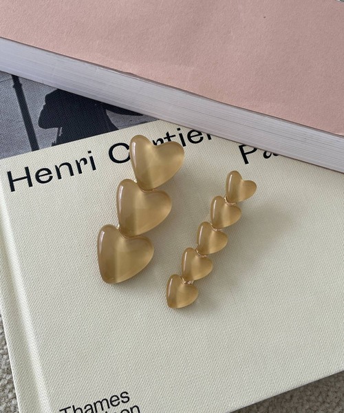 LOWRYS FARM（ローリーズファーム）の「ハートクリップ　 906306（バレッタ/ヘアクリップ・レディース・ブラウン/アイボリー/グレー/キャメル・FREE）」の4枚目の写真