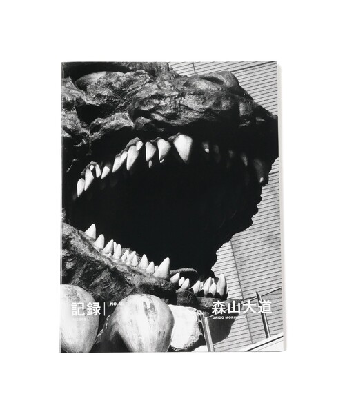 TOKYO CULTUART by BEAMS（トウキョウカルチャートバイビームス）の「森山大道 / 記録（本・メンズ・オレンジ系その他/ブラウン系その他/レッド系その他7/レッド/レッド系その他5/オレンジ系その他7/ダークオレンジ/オレンジ系その他3/レッド系その他3/レッド系その他4/オレンジ系その他6/イエロー系その他3/オレンジ系その他5/レッド系その他6/コーラル/クリーム/ブラウン系その他2/オレンジ系その他2/ブラック/オレンジ系その他4/ワイン/オレンジ/イエロー系その他・ONE SIZE）」の22枚目の写真