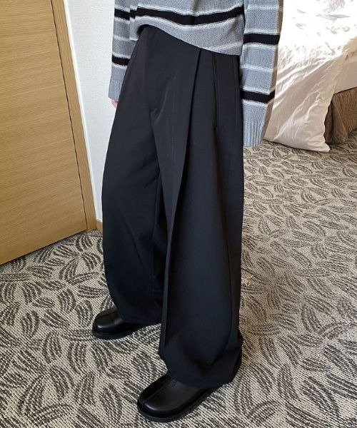 HOLY IN CODE（ホーリーインコード）の「HOLY IN CODE no.9358 s widewide tuck sl（スラックス・メンズ・ブラック・SMALL/MEDIUM/LARGE）」の21枚目の写真