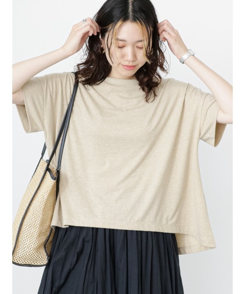 Samansa Mos2 blue（サマンサモスモスブルー）の「リネン混裾ラウンドTシャツ（Tシャツ/カットソー・レディース・オフホワイト/ピンク/グレー/ブラック/カーキ・F）」の5枚目の写真