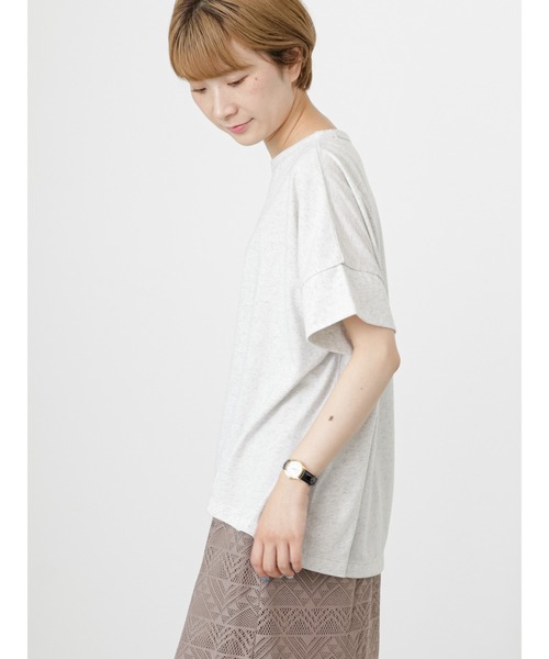 Samansa Mos2 blue（サマンサモスモスブルー）の「リネン混裾ラウンドTシャツ（Tシャツ/カットソー・レディース・オフホワイト/ピンク/グレー/ブラック/カーキ・F）」の15枚目の写真