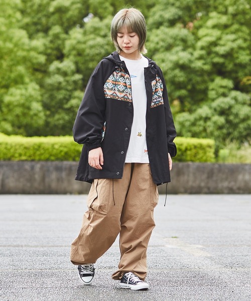 CUBE SUGAR（キューブシュガー）の「天竺カットソーアウトドア刺繍Tシャツ（Tシャツ/カットソー・レディース・ヘザーチャコール/ホワイト/ブラウン/マルチ・M）」の18枚目の写真