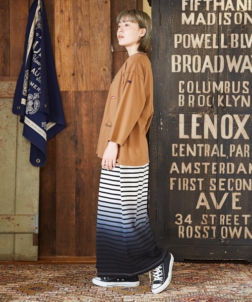 CUBE SUGAR（キューブシュガー）の「天竺カットソーアウトドア刺繍Tシャツ（Tシャツ/カットソー・レディース・ヘザーチャコール/ホワイト/ブラウン/マルチ・M）」の15枚目の写真