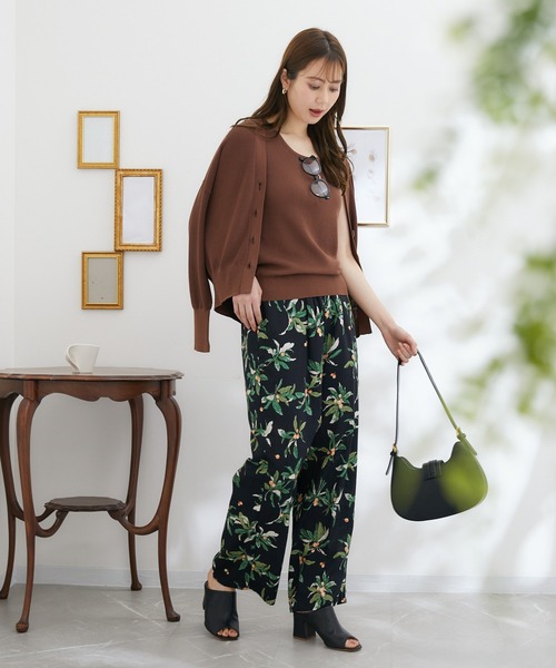 KATHARINE ROSS（キャサリンロス）の「【KATHARINE ROSS】びわプリントパンツ（スラックス・レディース・ブラック/マスタード・MEDIUM）」の3枚目の写真