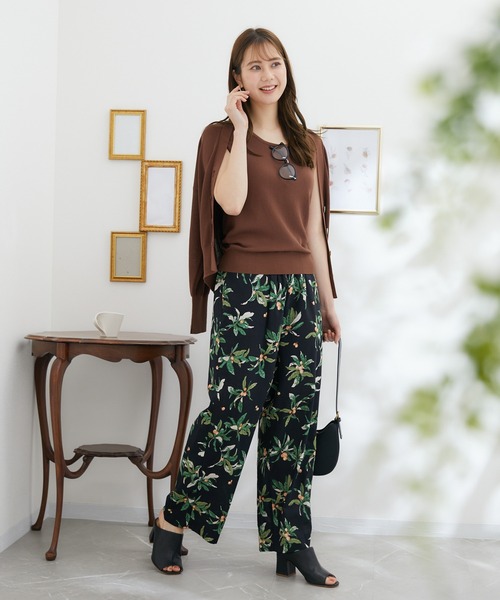 KATHARINE ROSS（キャサリンロス）の「【KATHARINE ROSS】びわプリントパンツ（スラックス・レディース・ブラック/マスタード・MEDIUM）」の5枚目の写真