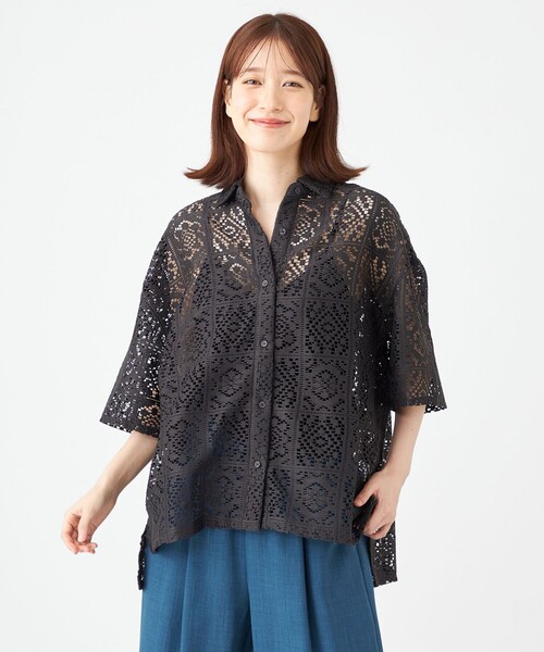 SHARE PARK(シェアパーク)の「オーバーサイズレースシャツ(シャツ/ブラウス・レディース・アイボリー系/グレー系・MEDIUM)」の2枚目の写真