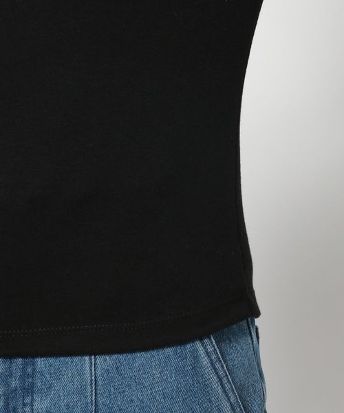 mysty woman（ミスティウーマン）の「オフショルデザインプルオーバー 972019（Tシャツ/カットソー・レディース・ブラック/グレイッシュベージュ/モカ・FREE）」の10枚目の写真