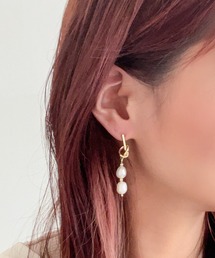 【CHOUEL closet】片結び2連淡水パールピアス